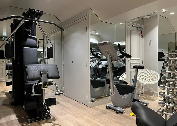 Hotel Lord Byron Parigi